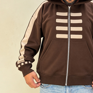 Sweat-shirt à capuche marron pour homme avec rayures beiges et poches, veste en polaire décontractée pour l'automne - Product Image 5