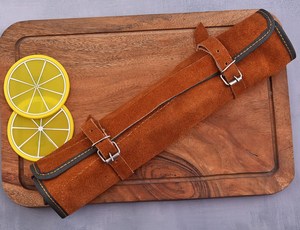 Ensemble de couteaux de chef professionnels en acier inoxydable avec revêtement en poudre noire, manches en os et bois de rose, cinq pièces, fabrication artisanale sur mesure, OEM - Product Image 6