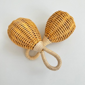 Jouets sensoriels pour nouveau-nés, hochets pour bébés, hochets en rotin tressés à la main, vente en gros de hochets pour enfants - Product Image 1