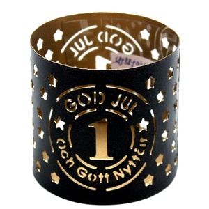 Broche ronde en fer couleur or, décoration de luxe pour la maison, par un styliste, Design moderne - Product Image 1