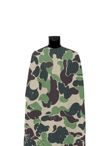Cape de Coiffeur PRO Camouflage Rouge Nouveau Design Personnalisable Intégralement Respirante Couleur Personnalisée pour Salon - Product Image 6