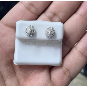 Everyday Glam Fine Stud Boucles d'oreilles unisexe étincelant ton argent Micro Pave Dainty Sparkle Elegant Minimalist Design Studs - Product Image 4