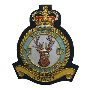 Insignia Bordada a Mano Personalizada para Blazer, Parche de Fieltro Bordado con Hilo Dorado, Insignia de Alta Calidad para Uniformes y Blazers de Club - Product Image 6