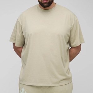Nouvel ensemble décontracté 2 pièces pour homme, collection été 2026 – Survêtement respirant en coton/polyester de haute qualité avec logo personnalisé - Product Image 3