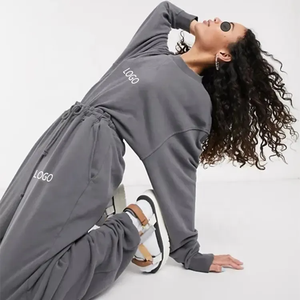 Ensemble de survêtement d'hiver unisexe gris avec logo personnalisé, 2 pièces, sweat-shirt à col rond et pantalon de jogging court - Product Image 3