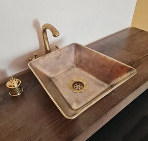 Fregadero de latón tradicional hecho a mano, fregadero de cocina de latón macizo de primera calidad, fregadero de cocina de latón de diseño personalizado de gran resistencia. - Product Image 6