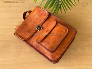 Mochila Vintage de cuero de cabra para hombre y mujer, bolso de mensajero de dos en uno, hecho a mano, Unisex - Product Image 4