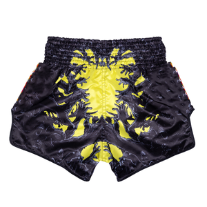 Shorts MMA personnalisés imprimés pour hommes, vêtements d'arts martiaux mixtes, shorts en polyester à séchage rapide, coupe régulière pour adultes, design par sublimation - Product Image 2