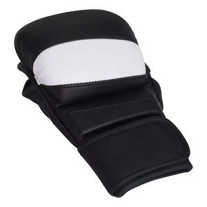 Gants de combat MMA à demi-doigts avec logo personnalisé, pour grappling, kickboxing, entraînement et sparring, fabriqués au Pakistan - Product Image 5