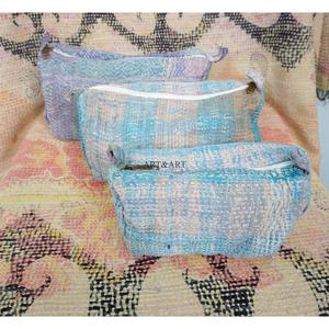 Casual Handmade Kantha Patchwork Floral Pattern Modern Zipper Closure Lightweight Kantha Pouch Set Artisan Eco-Friendly Cosmetic - Product Image 4