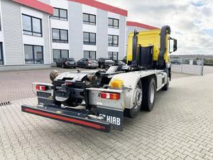 Long Distance 10 Wheeler Tractor Truck <b>Head</b> 6x4 Diesel Prime Mover For Heavy Duty Highway Logistics and Freight Shipping - Product Image 6