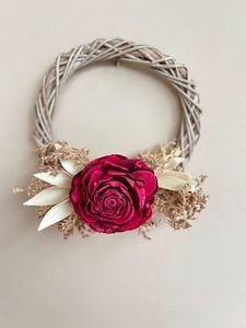 Corona de metal rústica hecha a mano con flores secas y rosas rosadas, decoración de pared redonda, sin iluminación, arte artesanal. - Product Image 3