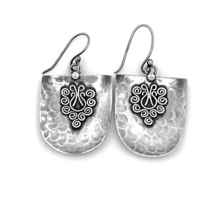 Pendientes Colgantes Minimalistas de Plata de Ley 925 con Acabado Óxido Martillado, Hechos a Mano, Marca Silver Mountain, SKU7542, Ideales para Aniversario - Product Image 1
