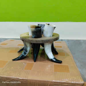 Nuevo Diseño de Lujo: Juego de 4 Cuernos Cortos para Beber con Soporte, Hechos a Mano, Estilo Vikingo, Antiderrames y Ecológicos - Product Image 2