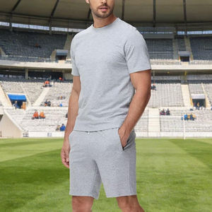 ชุดกีฬาฤดูร้อนแขนสั้นระบายอากาศได้ดีสำหรับผู้ชาย ชุดชายหาด เสื้อยืดและกางเกงขาสั้นผ้าฝ้ายโพลีเอสเตอร์น้ำหนักเบา ชุดสองชิ้น - Product Image 6
