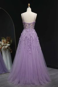 Vestido de Noche de Lujo con Cuentas y Mangas Tipo Capa, Elegante Vestido Maxi con Cuello Alto y Lentejuelas para Eventos de Gala, Fabricante Mayorista de Ropa para Fiestas - Product Image 2