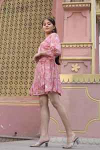 Vestido elegante de algodón hecho a mano indio para mujer, vestido de fiesta a la moda, vestido de novia para verano, regalo personalizado, vestido personalizado a la venta - Product Image 4