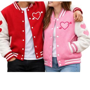 Blouson universitaire personnalisé pour couple, style streetwear, en polaire, brodé, unisexe, vente en gros, fabricant OEM - Product Image 1