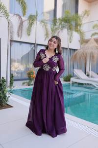 Robe Anarkali brodée violette avec dupatta pour femme, tenue de soirée de créateur, tenue ethnique, collection de mariage festive indienne - Product Image 6