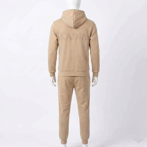 Ensemble de survêtement personnalisé pour hommes avec logo – Hoodie minimaliste et pantalon de jogging fuselé – Tenue de sport confortable – Fournisseur en gros et fabricant - Product Image 3