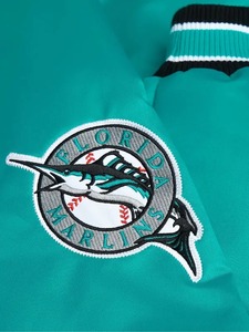 เสื้อแจ็คเก็ต HOMAGE X Starter Marlins - Product Image 4