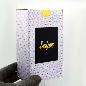 Etiquetas Adhesivas Personalizadas para Cajas con Relieve Metálico |   Etiquetas de Vinilo Doradas para Envases de Perfume y Champú, Acabado Mate, Resistentes al Agua y a los Rayos UV - Product Image 5