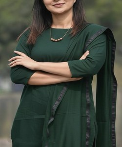 NOUVELLE ARRIVÉE - Ensemble haut et bas en coton uni style romain avec dupatta - Vêtement ethnique de créateur, idéal pour le quotidien - Prix de gros - Dernière collection - Vert - Product Image 4