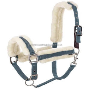 Dos de cheval en nylon rembourré en polaire de vison extra confortable et durable dans des couleurs vives Fermeture réglable du menton et de la couronne à la gorge - Product Image 4