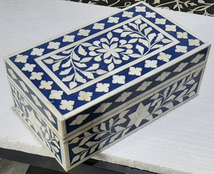 Boîte à cosmétiques avec incrustation d'os imprimée sur mesure pour les filles Rangement de bijoux de mariage décoratif luxueux Petites et grandes tailles pour Noël - Product Image 1