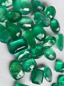 Lot de pierres précieuses en émeraude naturelle facettées, collection d'émeraudes vertes de qualité supérieure pour la fabrication de bijoux - Product Image 5