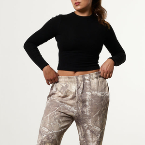 Custom Wholesale Fashionable According To Customer Demand Women <b>Crop</b> <b>Top</b> High Quality Adult Size Women <b>Crop</b> <b>Top</b> - Product Image 3