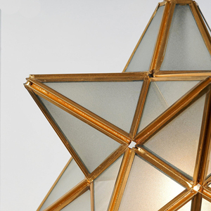 Lanterne suspendue en verre au design attrayant avec bordure métallique, prix d'usine, lampe décorative d'intérieur, finition dorée - Product Image 5