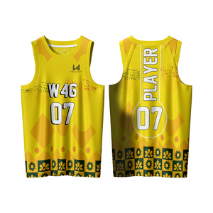 Ensemble short et maillot de basketball personnalisé pour homme, imprimé par transfert thermique, 100 % polyester, maille respirante, évacuation de l'humidité, séchage rapide, col rond - Product Image 4