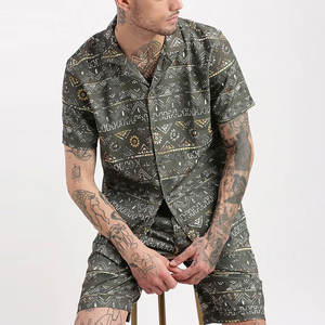 Ensemble T-shirt et short imprimé pour homme, look tendance, couleur unie, collection été 2026, vente en gros, fabricant pakistanais - Product Image 2