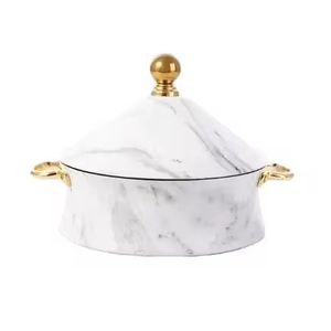 Casserole en céramique de luxe au design marbré avec couvercle et poignées dorées, résistante à la chaleur, pour la cuisine, la salle à manger et les restaurants - Product Image 1