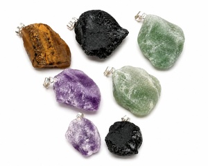 Collier pendentif en pierres précieuses naturelles brutes, assortiment de cristaux bruts, bijoux de guérison pour femmes et filles, vente en gros - Product Image 5