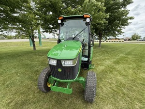 Tractor Compacto de Servicio Pesado 2026 3039R Z222673 de Alto Rendimiento para Suministro a Granel - Product Image 6