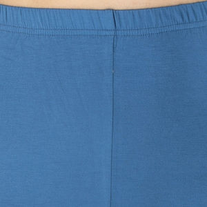 Leggings Capri para Mujer de Buena Calidad a Bajo Precio, Disponibles en Nuevos Diseños con Logotipo Personalizado / Leggings para Mujer de Secado Rápido a Precio Económico - Product Image 5