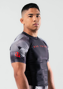Rash Guard BJJ Personalizado War Tribe de Manga Corta, Rash Guards OEM Impresos, Ropa Deportiva para Gimnasio, Rash Guards de Compresión para Fitness - Product Image 2