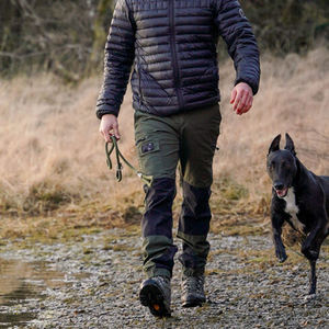 Outfitize International – Pantalons de jogging cargo en molleton personnalisés avec bas resserré pour la vente en gros - Product Image 2