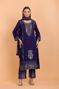 Conjunto de Kurti Floral de Algodón Tejido para Mujer con Pantalón y Dupatta – Atuendo de Calidad de Exportación - Product Image 5