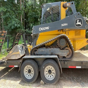 Cargadora Compacta Deere 325G de Alta Calidad Diseñada para Tareas Exigentes con Motor Potente y Manejo Suave - Product Image 4