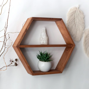 Étagère en bambou naturelle en forme d'hexagone Étagères en bois suspendues pour la décoration de la maison ou du bureau - Product Image 1