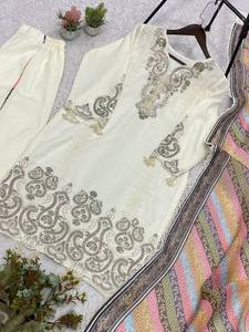 Lanzamiento del Nuevo Conjunto de Fiesta de Diseñador: Top, Sharara, Plazzo y Dupatta - Product Image 5