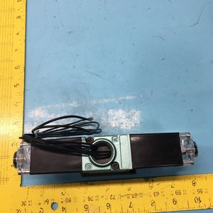 Vanne pneumatique NUMATICS 225-272B 24VDC 6,0 WATTS - Équipements et pièces semi-conductrices de renommée mondiale à confiance - Product Image 4