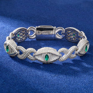 Pulsera de Plata 925 de Lujo para Mujer con Diseño de Ojo y Cristal Verde, Cadena con Microincrustaciones, para Uso Diario - Product Image 1
