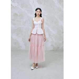 Top Jacquard para Mujer con Tirantes de Mariposa KA45, Brocado de Poliéster Jacquard, Corte Ajustado, Vietnam, Sin Mangas, Cuello Cuadrado, Clásico VIAN - Product Image 1