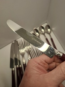 Nouvel ensemble d'ustensiles à salade avec fourchettes, cuillères et couteaux, manche en métal, couleur rouge, ustensiles à salade manuels - Product Image 4