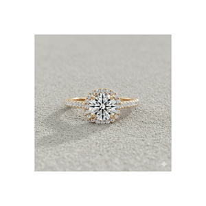 แหวนหมั้น Pav Halo และ Shank Diamond แบบวินเทจ ตัวเรือนทองคำ ประดับเพชรแบบ Prong Setting พร้อมใบรับรอง - Product Image 1