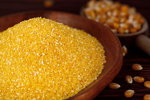 ข้าวโพดสีเหลืองบดละเอียด ไม่เหนียว อาหารคุณภาพสูงสำหรับมนุษย์และสัตว์ อาหารสัตว์ปีก โค กระบือ ปศุสัตว์ บรรจุ 50 กก. - Product Image 4
